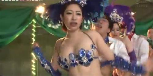 らんぶふんわりとしたボディにぶち込む。