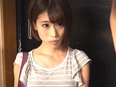 ＜介護ボランティア！＞エロカワイ子ちゃん人妻奥さんがエロい介護までシテクレチャウ！！！！
