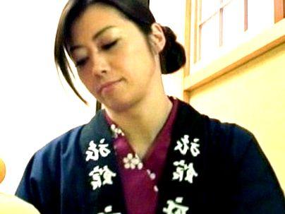 ＜美人三姉妹！＞「がんばるよｗW！」クソエッロイ三姉妹！体で旅館を立て直しガンバッチャウゾ！