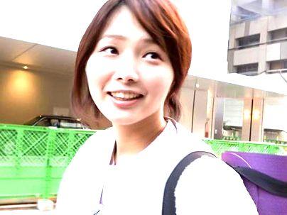 ＜人妻熟女！＞「三十路？エッロ！」年の割にいい体の美魔女おばさん！本気のエロ行為しちゃうぞ！