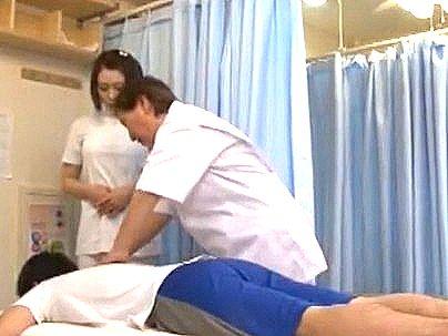 ＜整体師＞スタイル抜群ボインカワイ子ちゃん整体師にセクハラ行為で楽しんじゃう！！！