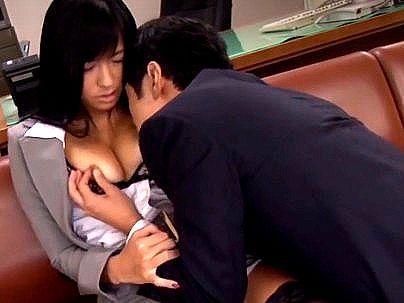 ＜女教師ナース！＞エロい体の日焼け巨乳おっぱい看護師ナース！野外でエロ行為シテクレチャウ！