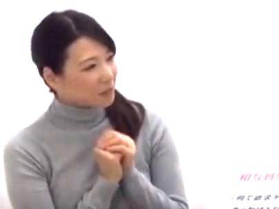 ≪素人≫【企画】真面目そうな奥さん人妻が童貞君相手に筆おろしシチャウゾｗｗｗｗ