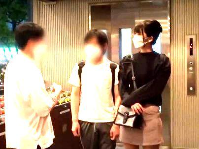 ＜素人ナンパ！＞上品な感じの清楚系オネエさんが弟と近親相姦エチエチシチャウゾ！！！