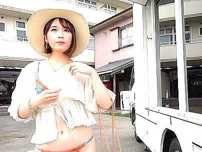 ＜素人ナンパ！＞ＳＳＳ級美少女をMM号下車直後に再度ゲット！オイルマッサからの・・・