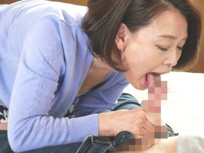 ＜五十路熟女＞嫁とエロ行為するより義理の母との相性が良くて禁断エロ行為に出る！！！
