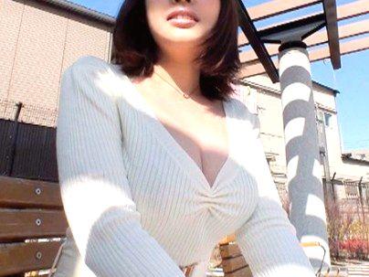 ＜女上司＞巨乳オッパイ色っぽい女上司が会社でエロ行為しちゃうぞｗｗｗｗｗ