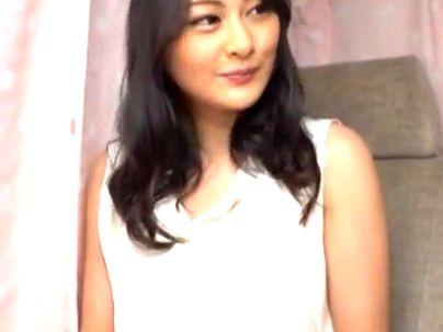 ＜人妻！＞「え？いいですよ？」町で見かけた美熟女おばさん！口説かれエロ行為になるぞ！