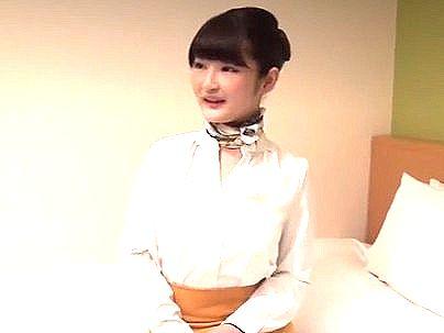 ＜素人ナンパ！＞清楚系上品な感じクビレ巨乳おっぱいシロウト！口説かれて筆おろしシテクレチャウ！