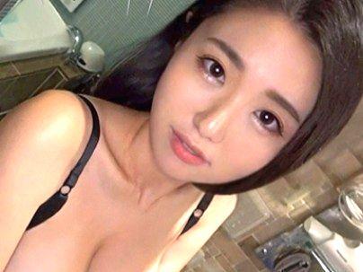 ＜神乳美女！＞パーフェクトボディーの極上のお姉さんがオイルでヌルヌルえちえち！！！