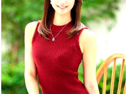 ＜三十路人妻！＞巨乳おっぱい超美人奥さん人妻！エロい下着姿でエロ行為になるぞ！