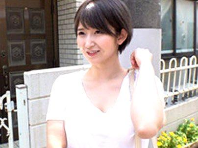 ＜ビッチになっていた幼馴染み！＞大学生になったらビッチになっていた幼馴染みとエロ行為しちゃうぞ！！！！！！！！