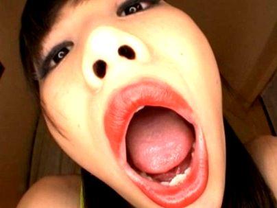 ＜水着姿！＞「舐めちゃうぞｗW！」スレンダー美乳おっぱいかわいい女子！エロい格好でジュポフェラ！