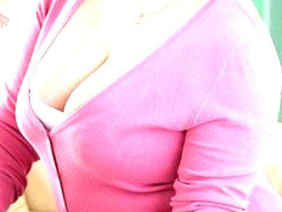 ＜人妻熟女！＞豊満ムチムチエロい体の奥さん！息子溺愛ママが禁断エロ行為になるぞ！