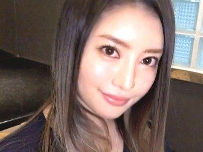 ＜ハメ撮り＞芸能人にいそうな激可愛すぎ美少女がハメ撮りエロ行為で感じるｗｗｗｗｗ