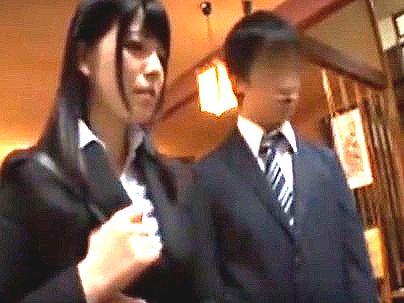 ＜相部屋！＞巨乳オッパイの可愛すぎ美少女OL同僚と相部屋になってえちえちしちゃう！！！