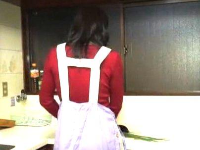 ＜NTR！＞「だめなの…」巨乳おっぱい美魔女人妻熟女な兄嫁！禁断エロ行為発展シチャウゾ！