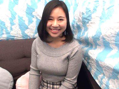 ＜素人ナンパ＞清楚系真面目そうなタイトスカート女子がナンパされてなし崩し的エロ行為持ち込む！！！！
