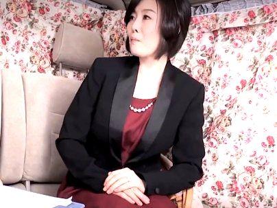 ＜熟女ナンパ！＞「色気ムンムンｗW！」町で見かけた巨乳おっぱいのセレブ奥さん！口説いてエロ行為しちゃうぞ！