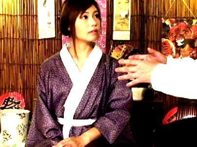 ＜耳かき店！＞「え、それはダメ…！」美人ギャル若妻奥さんんを・・・口説いてエロ行為に持ち込んじゃうゾ！