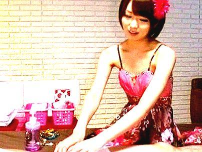 ＜清楚美人！＞「かわええ…！」ボーイッシュ美乳おっぱいマッサージ師！オチンポ刺激しちゃうぞ！