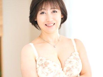 ＜五十路人妻熟女＞上品な感じのおくさんヒトヅマが性欲高めで我慢限界でエロ行為シチャウゾ！！！！