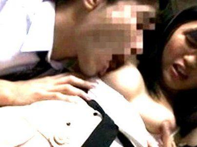 ＜姉痴漢＞「イイワヨ…」淫乱痴女のお姉さん！痴漢師の弟のために体許しちゃうぞ！！