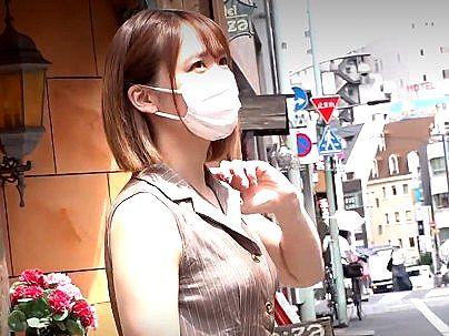 ＜人妻ナンパ！＞性欲高めの奥さん人妻！ナンパされてなし崩し的エロ行為に持ち込まれちゃう！