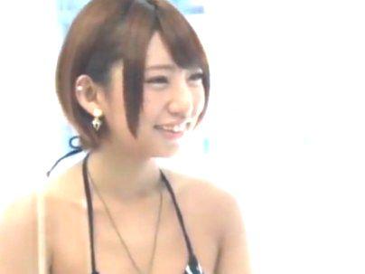 ＜マジックミラー号！＞海水浴場で見つけたカワイ子ちゃんレベル高すぎ女子がMM号でエロ行為にｗｗｗｗｗ