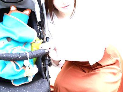 ＜人妻NTR！＞「でかいの…♡」産後感度が上がった若い奥さん！デカちんぽ挿入でもだえる姿ヤッバ！