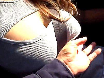 ＜神乳ギャル！＞エロい格好の豊満ムチムチエロい体の巨乳おっぱいギャル！野外でエッチしちゃう！
