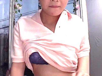 ＜掃除おばさん！＞巨尻なスレンダー美乳美女掃除のおばさん！エロい体に我慢できなくてエロ行為に！