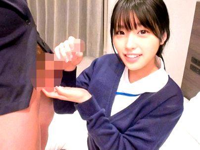 ★真面目そうなカワイ子ちゃんナース看護師が童貞君相手に筆おろしシチャウゾｗｗｗ