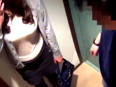 ＜熟女ナンパ！＞「上がるわね…♡」巨乳おっぱいの三十路美魔女！ナンパされてエロ行為に発展シチャウゾ！