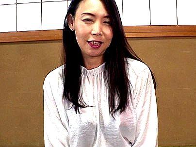 ＜五十路熟女！＞美乳おっぱい美魔女オバサン！ガチパコｓｅｘシチャウゾ！