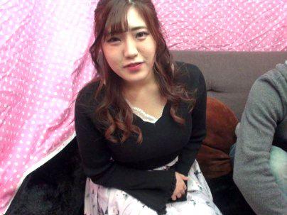 ＜美人ギャル！＞シロウトのスレンダー巨乳オッパイギャルがナンパされて！連続中出し膣内射精に！