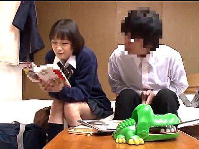 ＜女先輩！＞ショートカットの激エロ可愛い美少女！エロい練習頼んでみたら・・・