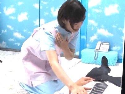＜看護師に真正中出しｗ＞品がある感じのカワイ子ちゃん看護師に真正中出ししちゃうぞｗｗｗｗ