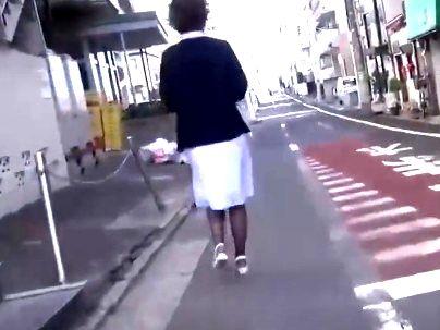 ★素人のカワイ子ちゃんナースがマジックミラーでエロ行為になっちゃうぞｗｗｗｗ