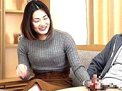 ＜三十路叔母！＞親父の再婚でできたママ！興奮して禁断エロ行為に発展シチャウゾ！
