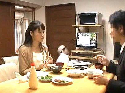 ＜美人若妻！＞上品な感じの奥さんヒトヅマ！業者に媚薬でエロ行為に持ち込まれるぞ！