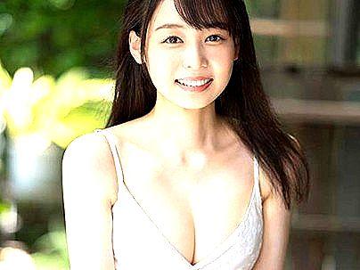 ＜清純美少女！＞ＳＳＳ級滅茶苦茶カワイ子ちゃん美少女！オチンポ握る姿がたまらない！