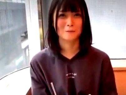 ★黒髪のカワイ子ちゃん素人がオチンポ挿入ハメ撮りエロ行為になっちゃうぞｗｗｗｗｗ