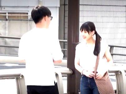 ＜シロウト企画！＞「え？ちょっとなら…」清楚系かわいい女子！口説かれてクリトリス責めされちゃうぞ！