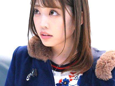＜素人ゲット！＞町で見かけた可愛い美少女が電車痴漢体験でエロ行為に発展シチャウゾ！！！