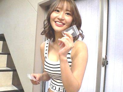 ＜ギャルお姉さん！＞スタイル抜群ボインのハーブ極上お姉さんが中出しエロ行為になるぞ！！！！