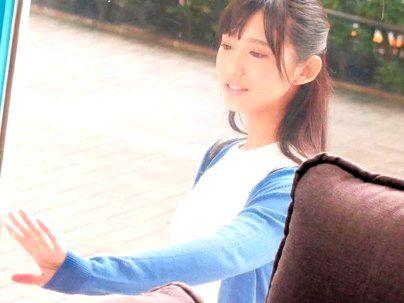 ☆彡現役女子大生！アヒル顔のメチャカワイ子ちゃんがマジックミラーで交尾しちゃうｗｗｗｗ