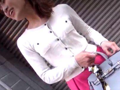 ★女子アナウンサーをガチナンパしてお金でなし崩し的エロ行為しちゃうぞｗｗｗｗ