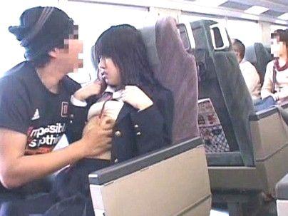 ＜美少女辱め！＞鬼畜な男に狙われたカワイ子ちゃんが家族旅行の時に犯されレイプでもだえる姿ヤッバ！！！