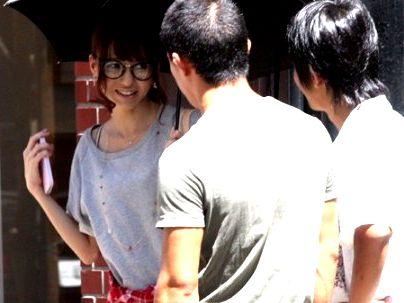 ＜ナンパ企画！＞「かわいいｗW！」スリムな体の美乳おっぱい美女！AV男優が現れエロ行為になるぞ！